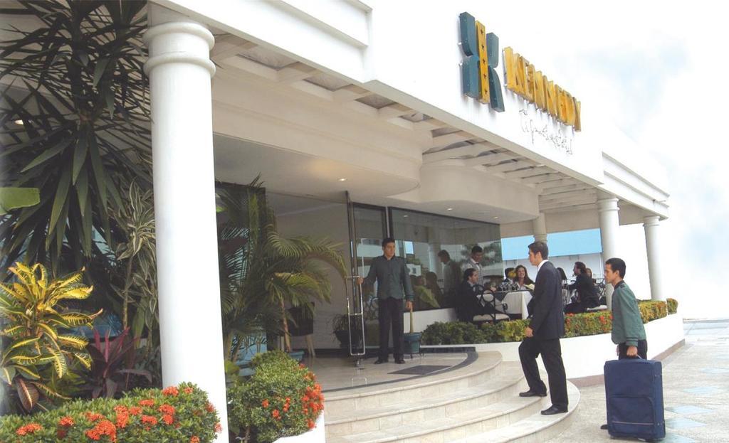 Apart Hotel Kennedy Guayaquil Buitenkant foto